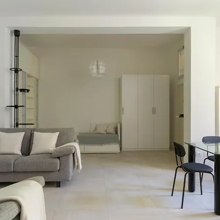 Apartment Amos - 5 Minutes From Piazza Maggiore Bologna
