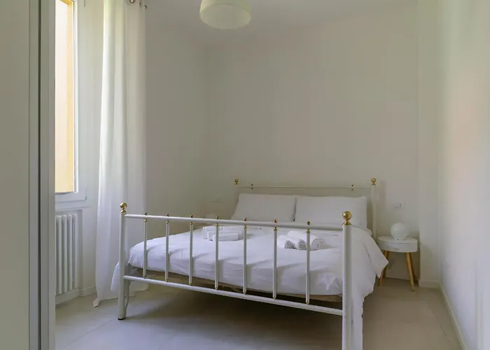 Amos - 5 Minutes From Piazza Maggiore بولونيا