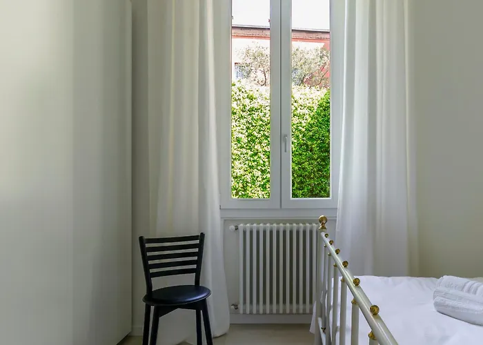 Amos - 5 Minutes From Piazza Maggiore شقة