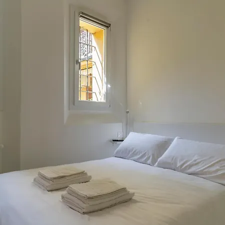 شقة Amos - 5 Minutes From Piazza Maggiore