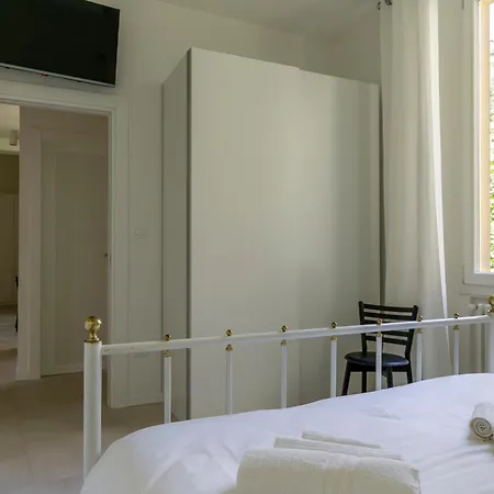 아파트 Amos - 5 Minutes From Piazza Maggiore *